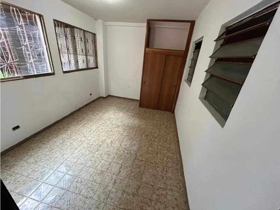 Vendo casa 240m2 Sarria 8060 - 12