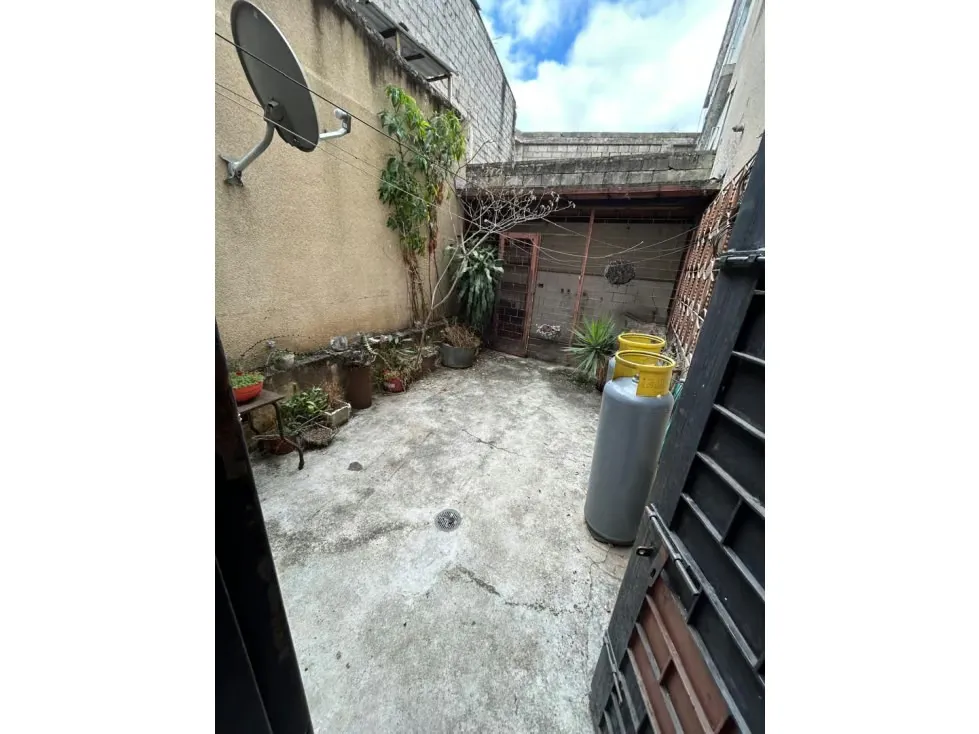 Vendo casa 240m2 Sarria 8060 - 14