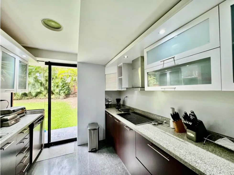 Se vende PB 300m2 + 460m2 jardín 3h+s/5b/3p Chulavista - 16