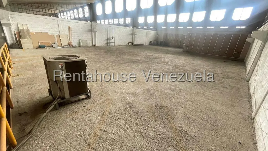 Galpon - Deposito en Venta en Zona Industrial 2, Lara - 18