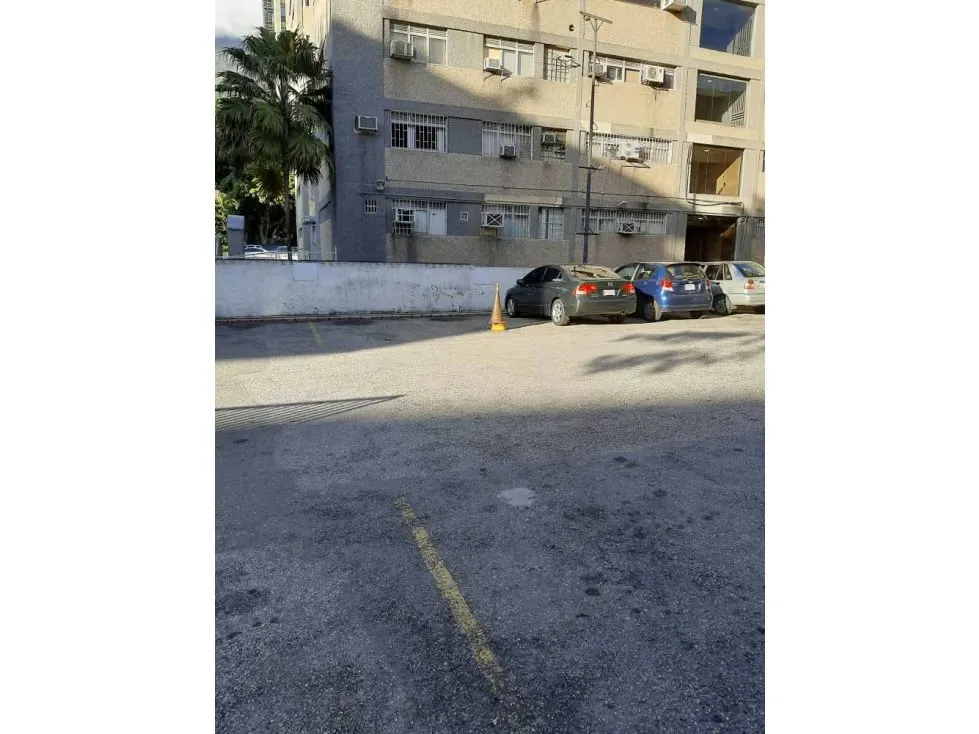 Vendo local 1170m2 Altamira 0461 - 5