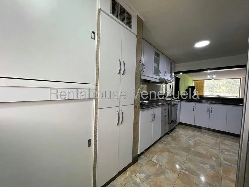 Apartamento (1 Nivel) en Venta en La Urbina, Distrito Metropolitano - 10