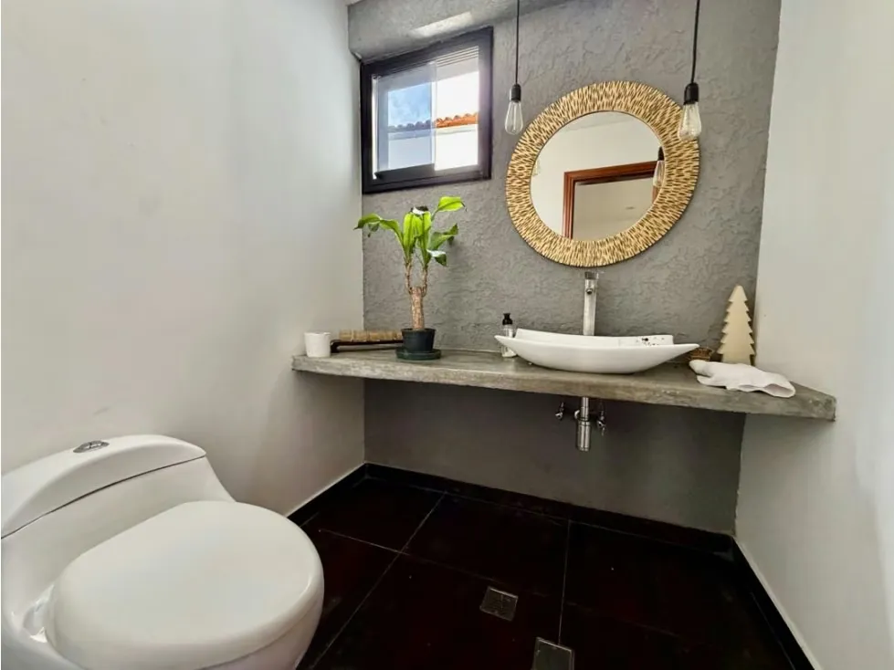 Se vende casa 650m2 5h+s/5b/4p Colinas de Tamanaco - 10