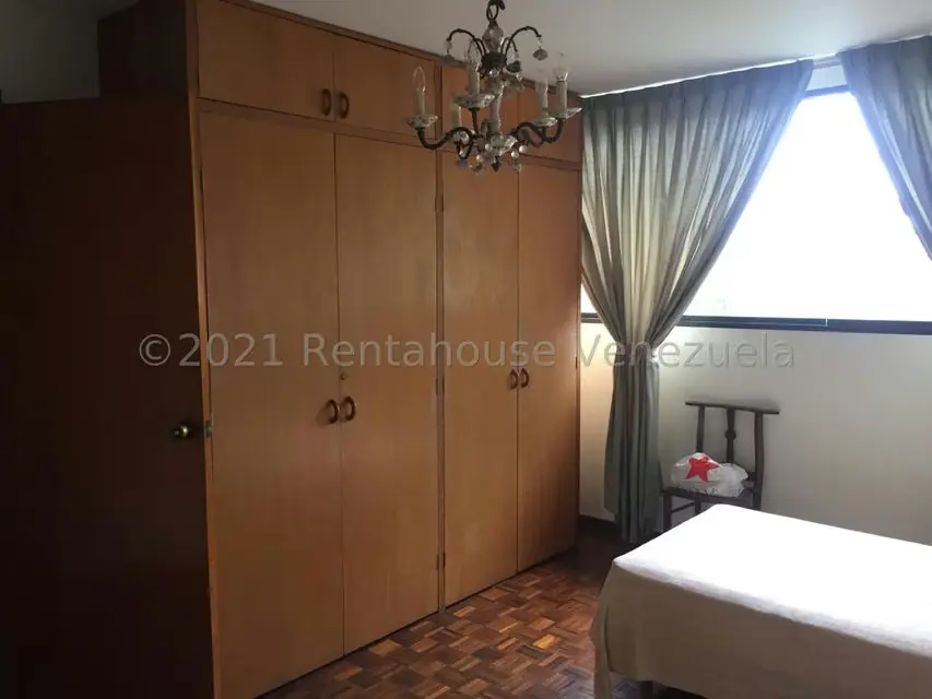 Casa (Contemporaneo) en Venta en Prados del Este, Distrito Metropolitano - 27