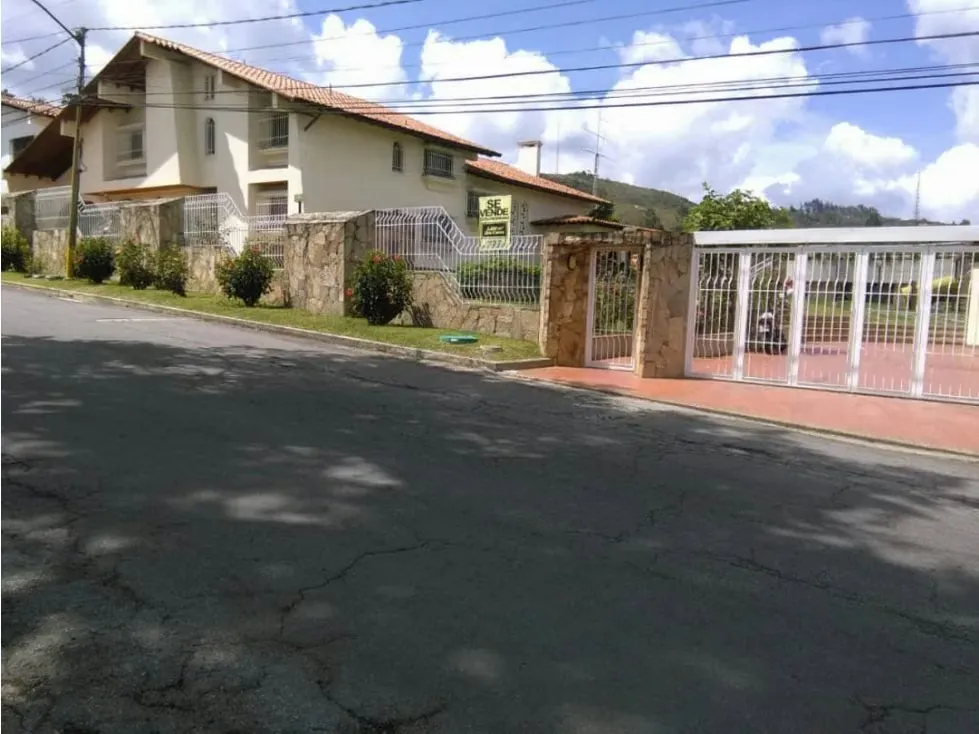 Vendo casa 1500m2 10h/8b/10p San Antonio de los Altos 4052 - 2