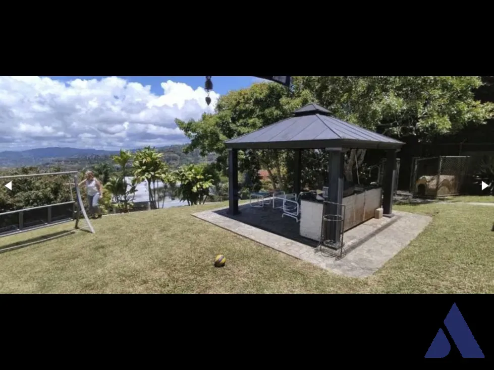 Vendo casa 660m2 La Lagunita 3560 - 3