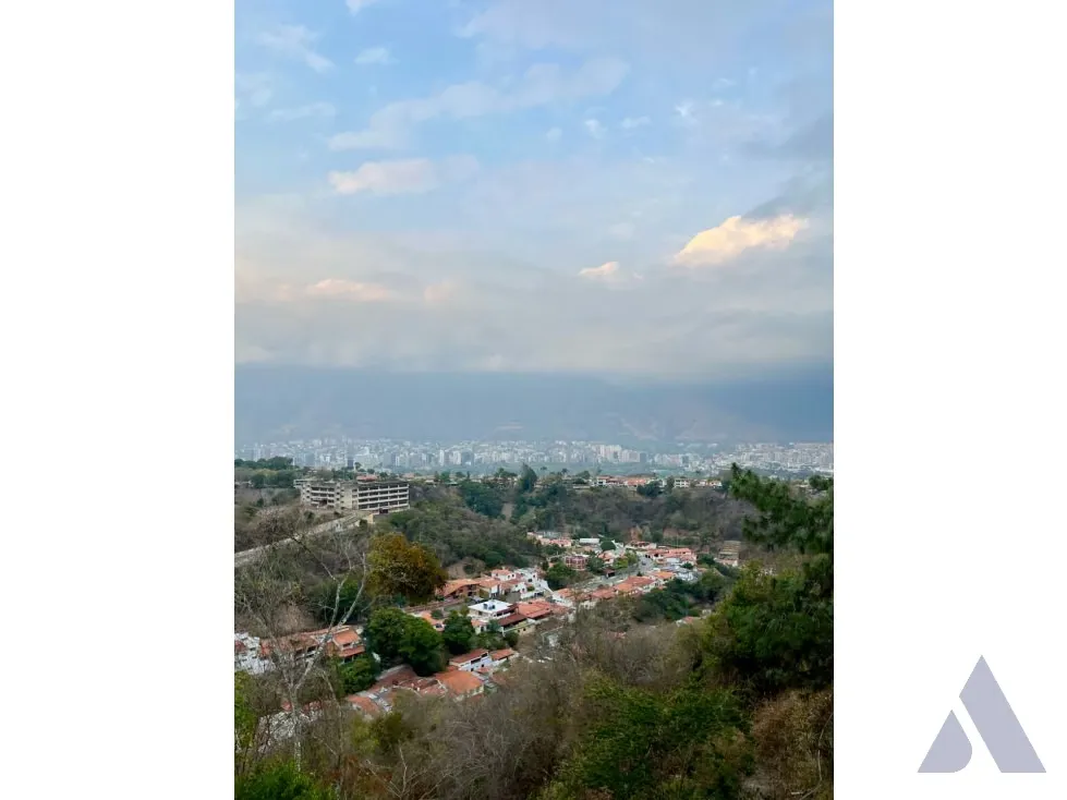 Vendo apartamento en calle cerrada 170m2 Lomas del Mirador 0287 - 6