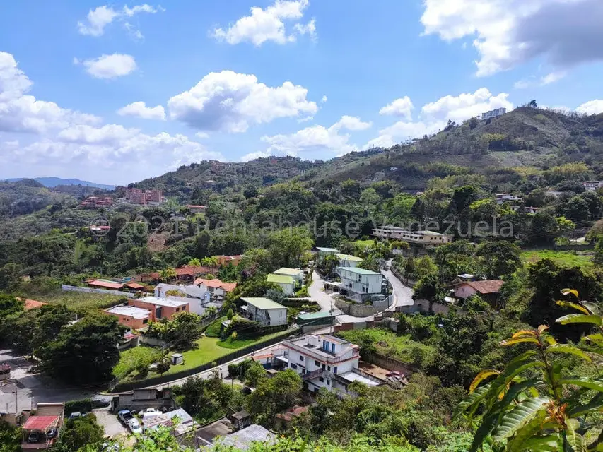 Terreno (Residencial) en Venta en Oripoto, Distrito Metropolitano - 13
