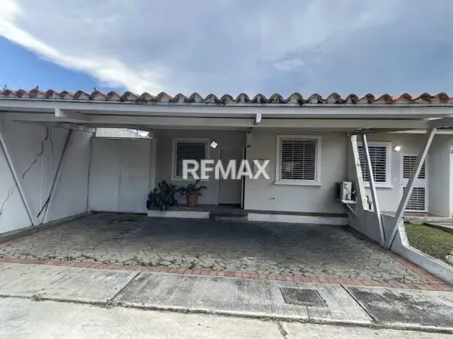 VENDO CASA EN CABUDARE