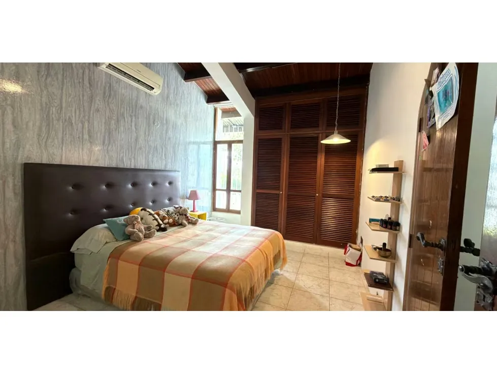 CASA PRADOS DEL ESTE EN CALLE CERRADA AMPLIO JARDÍN 291958 - 15