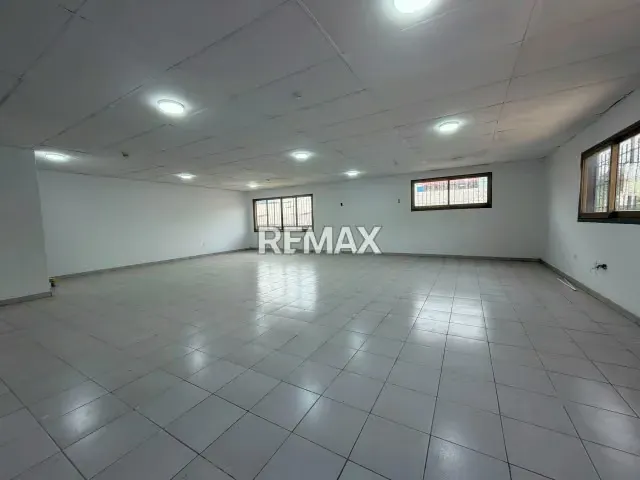Se Alquila Galpón En Zona Industrial Riberas del Torbes! - 2