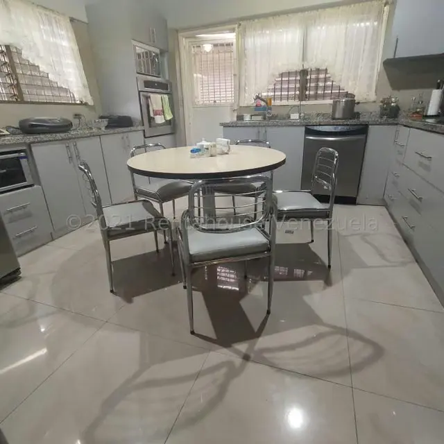 Casa (Duplex) en Venta en El Hatillo, Distrito Metropolitano - 21
