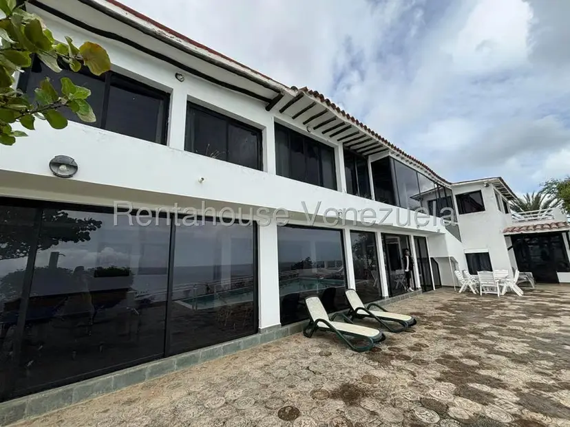 Casa (Multipes Niveles) en Venta en Juangriego, Nueva Esparta