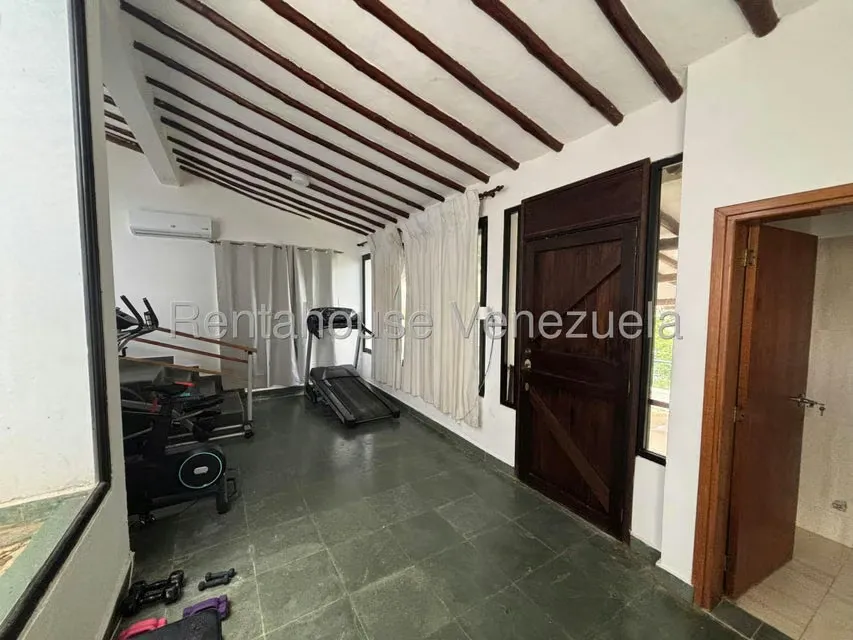 Casa (Multipes Niveles) en Venta en Juangriego, Nueva Esparta - 6