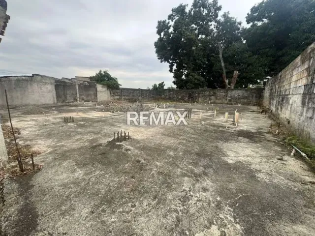En Venta Terreno con Fundaciones, ubicado en Guanare, Sector Maturin, Calle 5 Bis entre carreras 9 y 10, Guanare, Portuguesa, Venezuela - 7