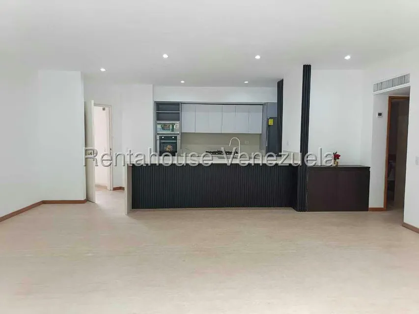 Apartamento (1 Nivel) en Alquiler en Lomas de Las Mercedes, Distrito Metropolitano - 14