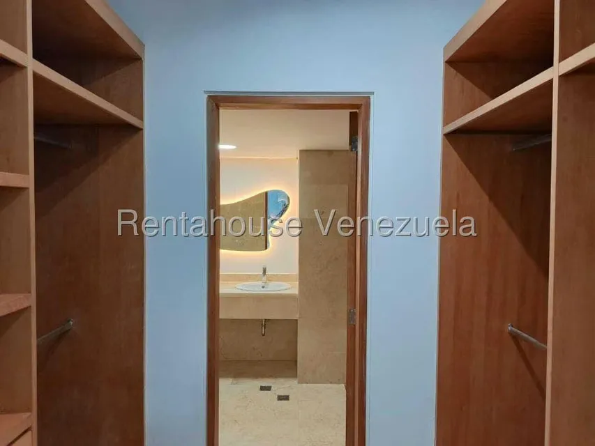 Apartamento (1 Nivel) en Alquiler en Lomas de Las Mercedes, Distrito Metropolitano - 26