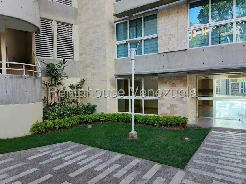 Apartamento (1 Nivel) en Alquiler en Lomas de Las Mercedes, Distrito Metropolitano - 51