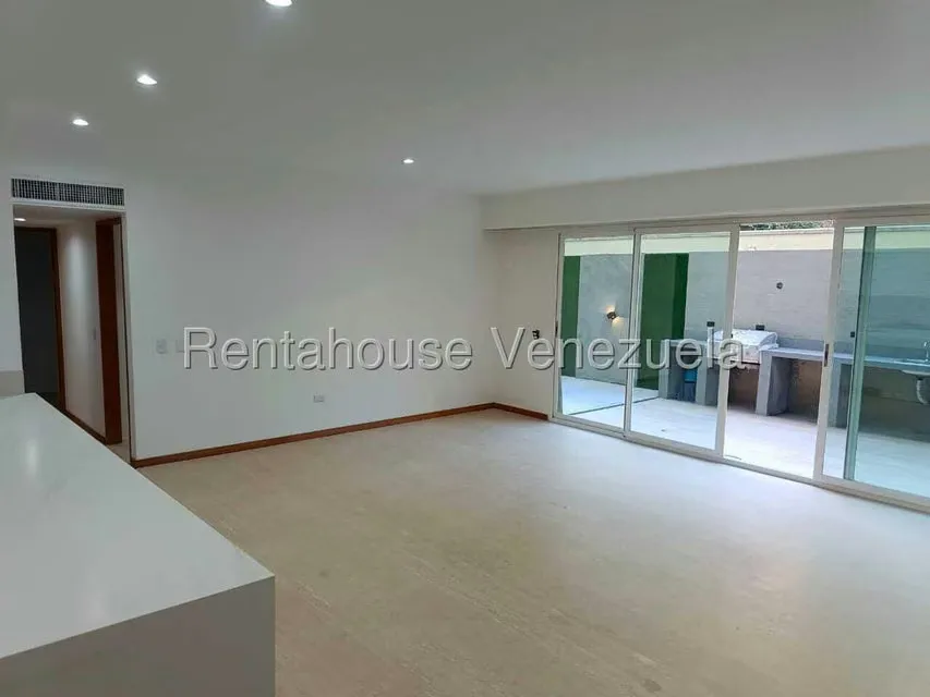Apartamento (1 Nivel) en Alquiler en Lomas de Las Mercedes, Distrito Metropolitano - 8