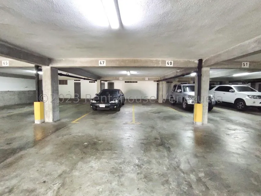 Apartamento (1 Nivel) en Alquiler en Los Naranjos del Cafetal, Distrito Metropolitano - 16