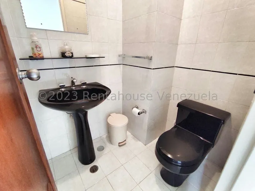 Apartamento (1 Nivel) en Alquiler en Los Naranjos del Cafetal, Distrito Metropolitano - 7