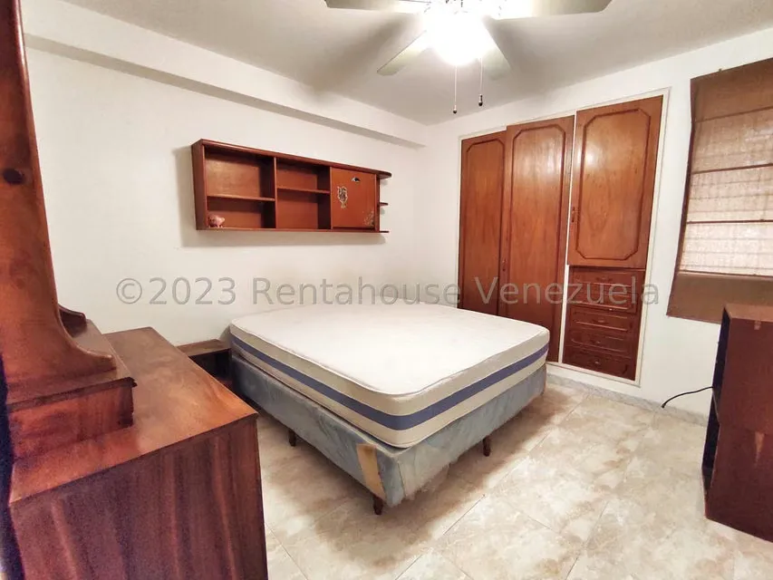 Apartamento (1 Nivel) en Alquiler en Los Naranjos del Cafetal, Distrito Metropolitano - 10