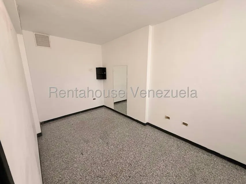 Oficina en Alquiler en Los Cedros, Distrito Metropolitano - 14