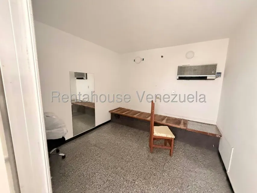 Oficina en Alquiler en Los Cedros, Distrito Metropolitano - 17