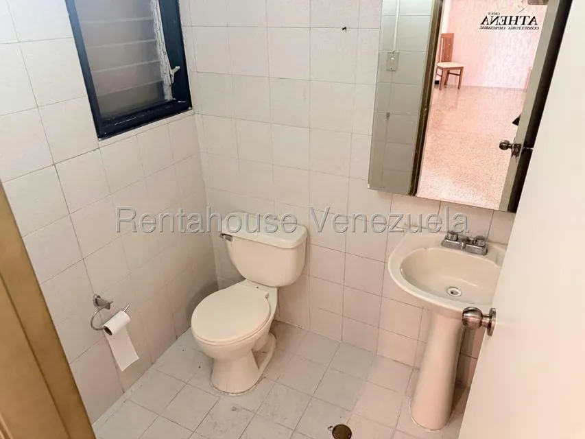 Oficina en Alquiler en Los Cedros, Distrito Metropolitano - 19