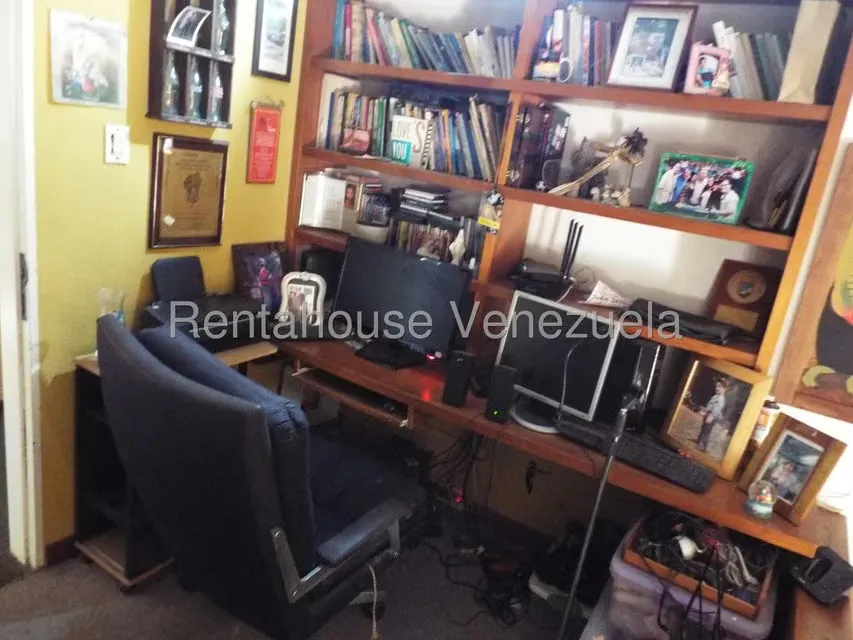 Casa (Multipes Niveles) en Venta en Loma Larga, Distrito Metropolitano - 30