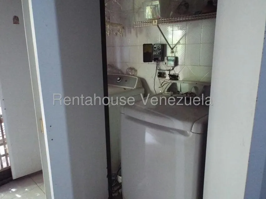 Casa (Multipes Niveles) en Venta en Loma Larga, Distrito Metropolitano - 37