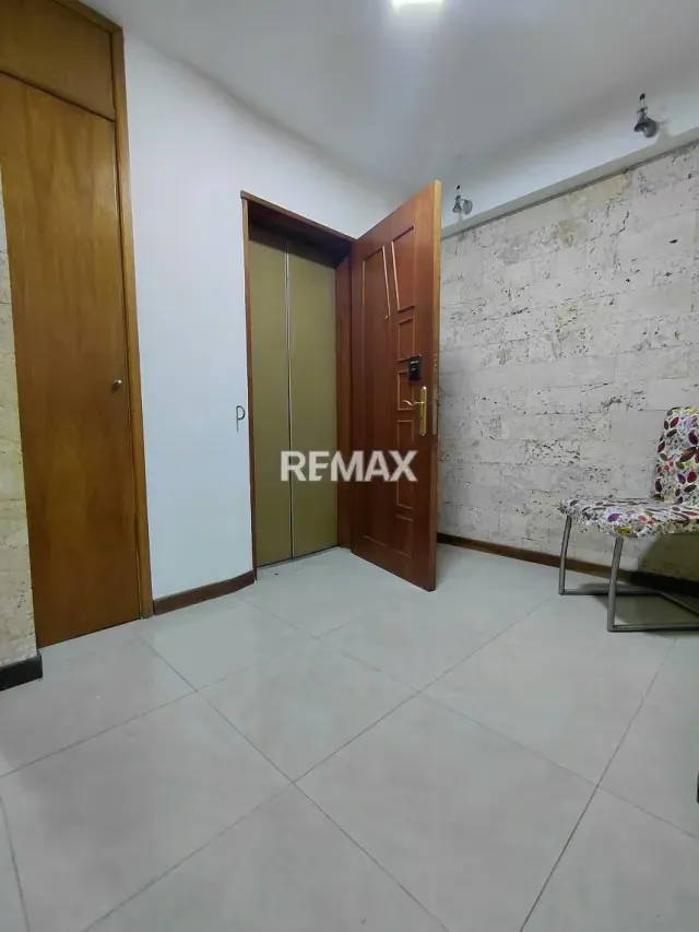 ALQUILER DE APARTAMENTO EN LA URB. LOS CAOBOS - 6