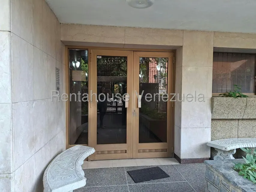 Apartamento (1 Nivel) en Venta en Parroquia La Candelaria, Distrito Metropolitano - 4