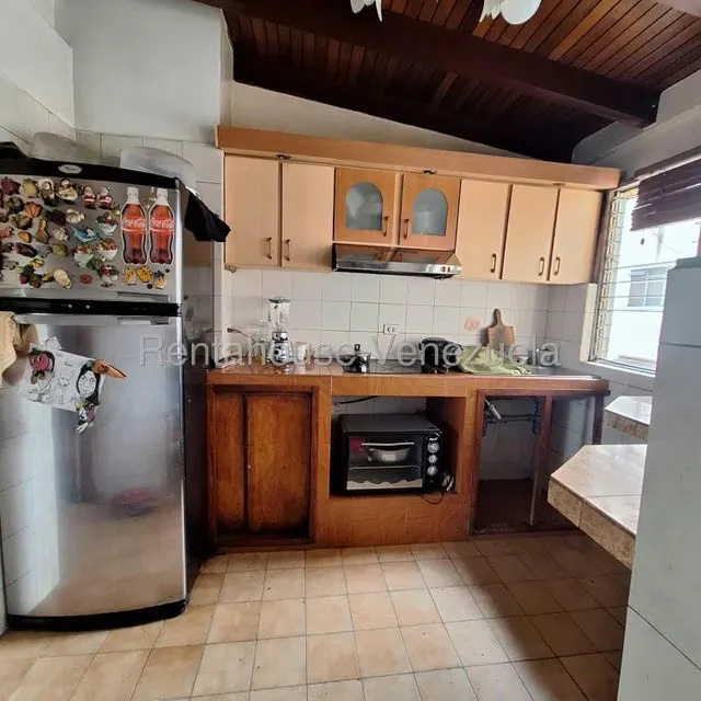 Apartamento (1 Nivel) en Alquiler en Parroquia Altagracia, Distrito Metropolitano - 11