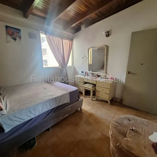 Apartamento (1 Nivel) en Alquiler en Parroquia Altagracia, Distrito Metropolitano - 19
