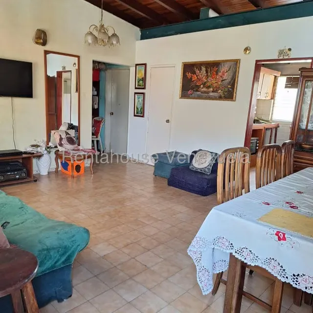 Apartamento (1 Nivel) en Alquiler en Parroquia Altagracia, Distrito Metropolitano - 5