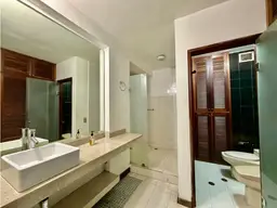 View 16