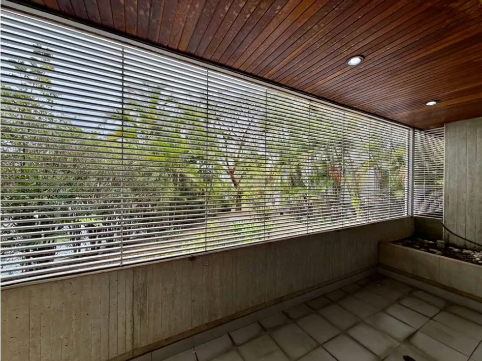 Se vende PB 300m2 + 300m2 jardín 3h+s/5b/4p Lomas de Las Mercedes - 3