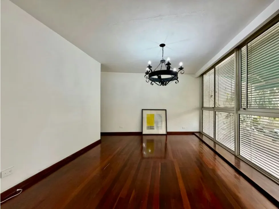Se vende PB 300m2 + 300m2 jardín 3h+s/5b/4p Lomas de Las Mercedes - 7