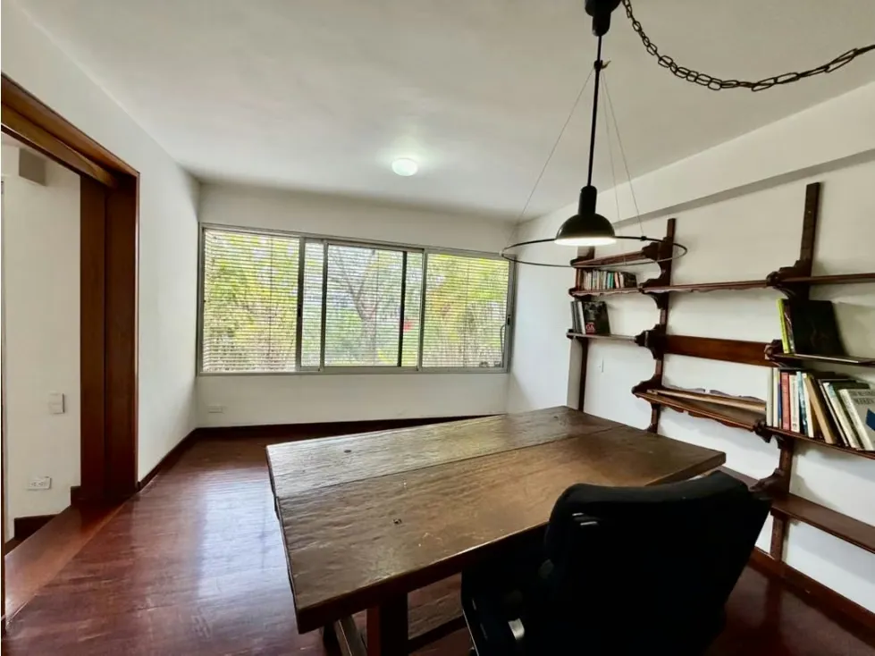 Se vende PB 300m2 + 300m2 jardín 3h+s/5b/4p Lomas de Las Mercedes - 10