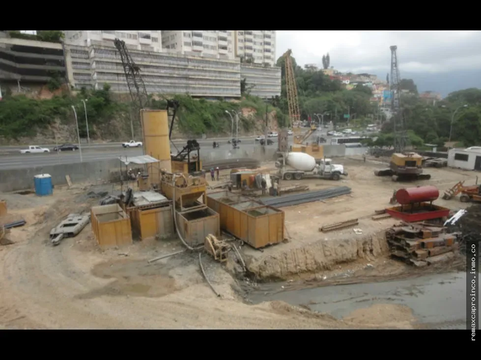 Terreno con Proyecto en Caracas Codigo 1535577 - 8