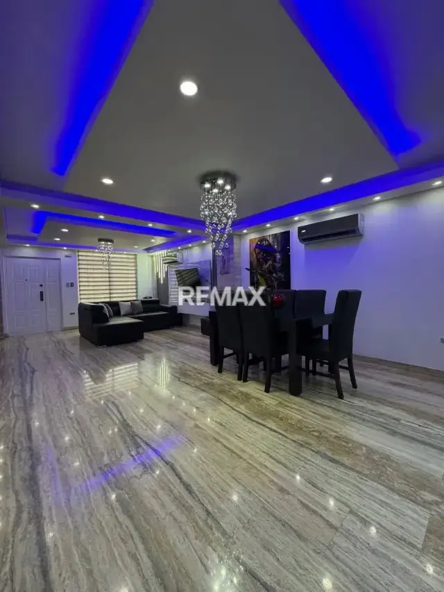 En venta espectacular Townhouse