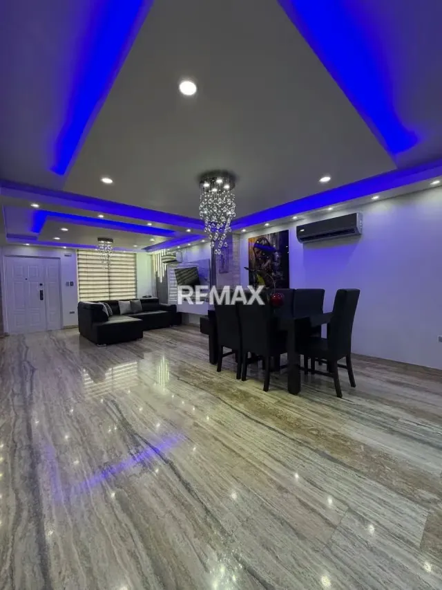 En venta espectacular Townhouse