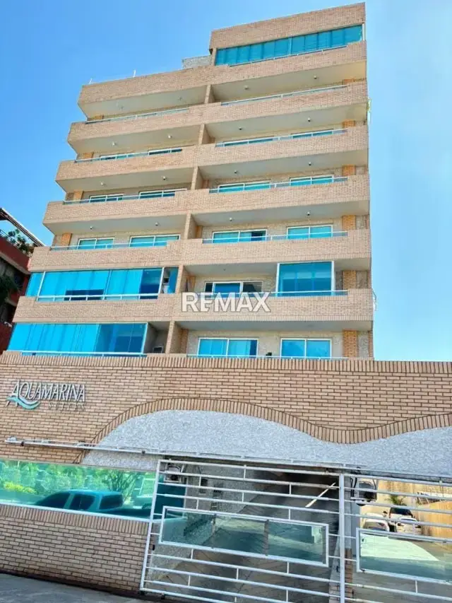 Alquiler en Edificio Exclusivo, una de las mejores avenidas de Lecheria