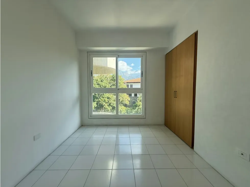 PENT-HOUSE DUPLEX EN OBRA BLANCA EN LOMAS DE LAS MERCEDES BELLA - 5