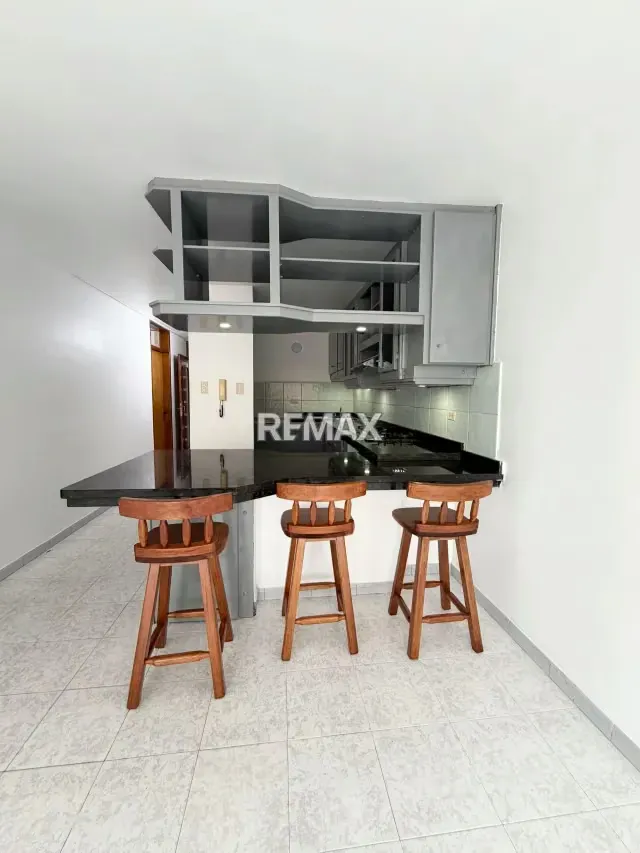 En venta Apartamento en Residencias Don Luis etapa nueva Avenida Principal las Vegas de Tariba, - 9