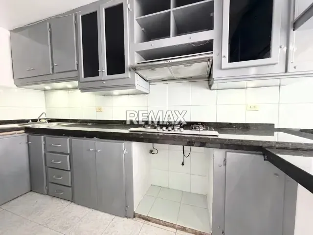En venta Apartamento en Residencias Don Luis etapa nueva Avenida Principal las Vegas de Tariba, - 10