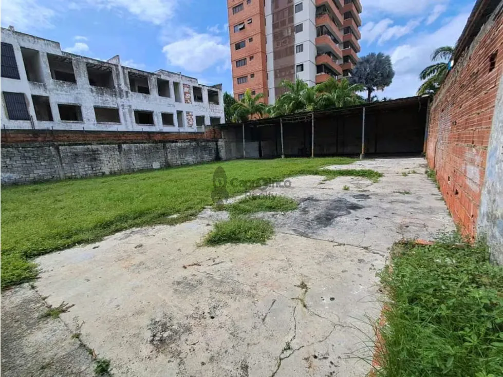 Se vende Terreno en Mañongo 1075m2 - 3