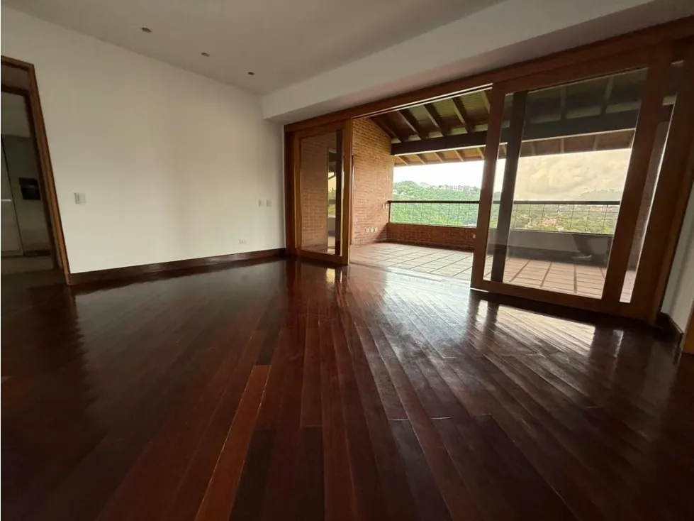 Se vende 410m2 5H+S/5.5B+S/4P Caurimare - 2