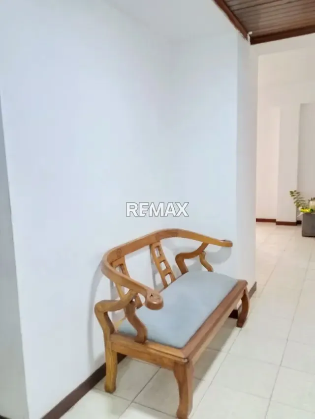 Vende apto Ubicado a pocos metros de Bella vista - 5